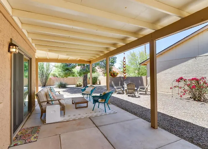 5 Mi To Golf! Snowbird Retreat In Ferienhaus