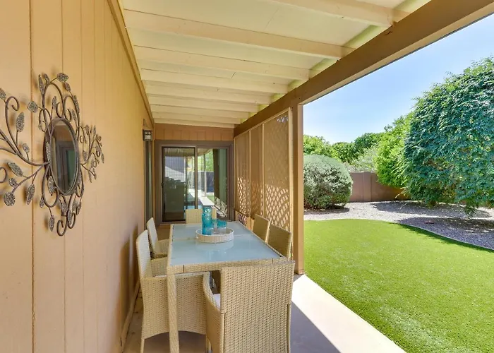 5 Mi To Golf! Snowbird Retreat In *
